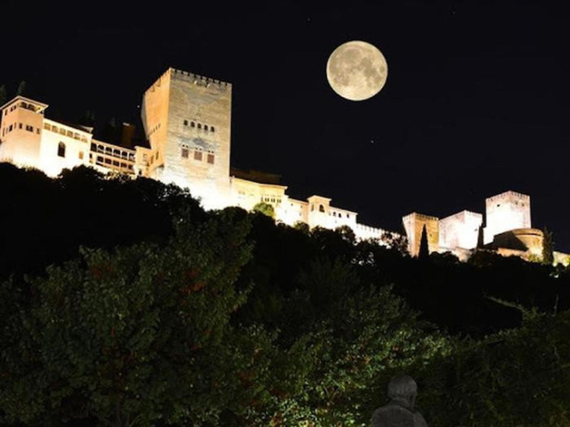 Chezmoihomes Alhambra Penthouse Granada Bagian luar foto